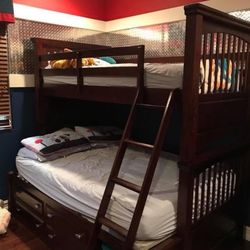 Wood Bunk 
