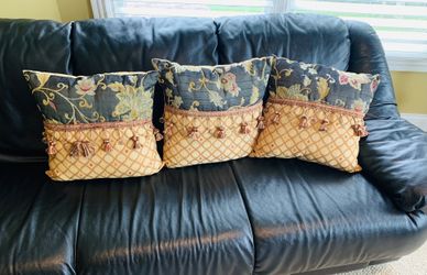 Decorative pillows
