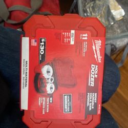 Milwaukee Hole Saw Set, Brand New!