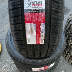 225/40/18SET NEW TIRES 