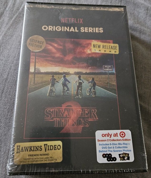 Stranger Things 2 Collector's Edition New