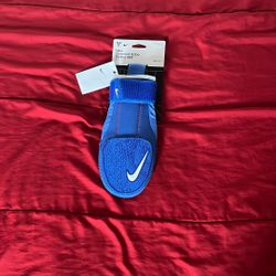 Kobe Baseball Sliding Mitt 