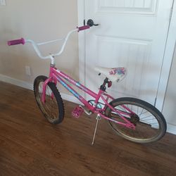 Pink huffy