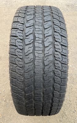 Goodyear 305/55/22 (1) Tire