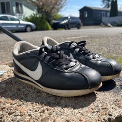 Nikes 72 