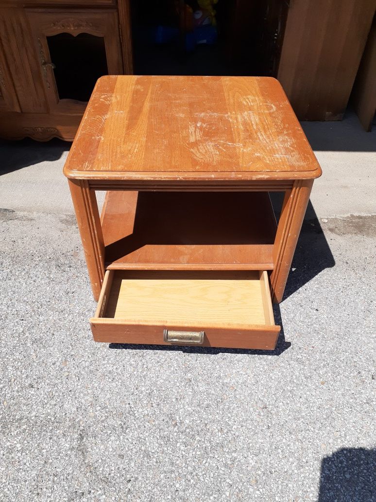 End table