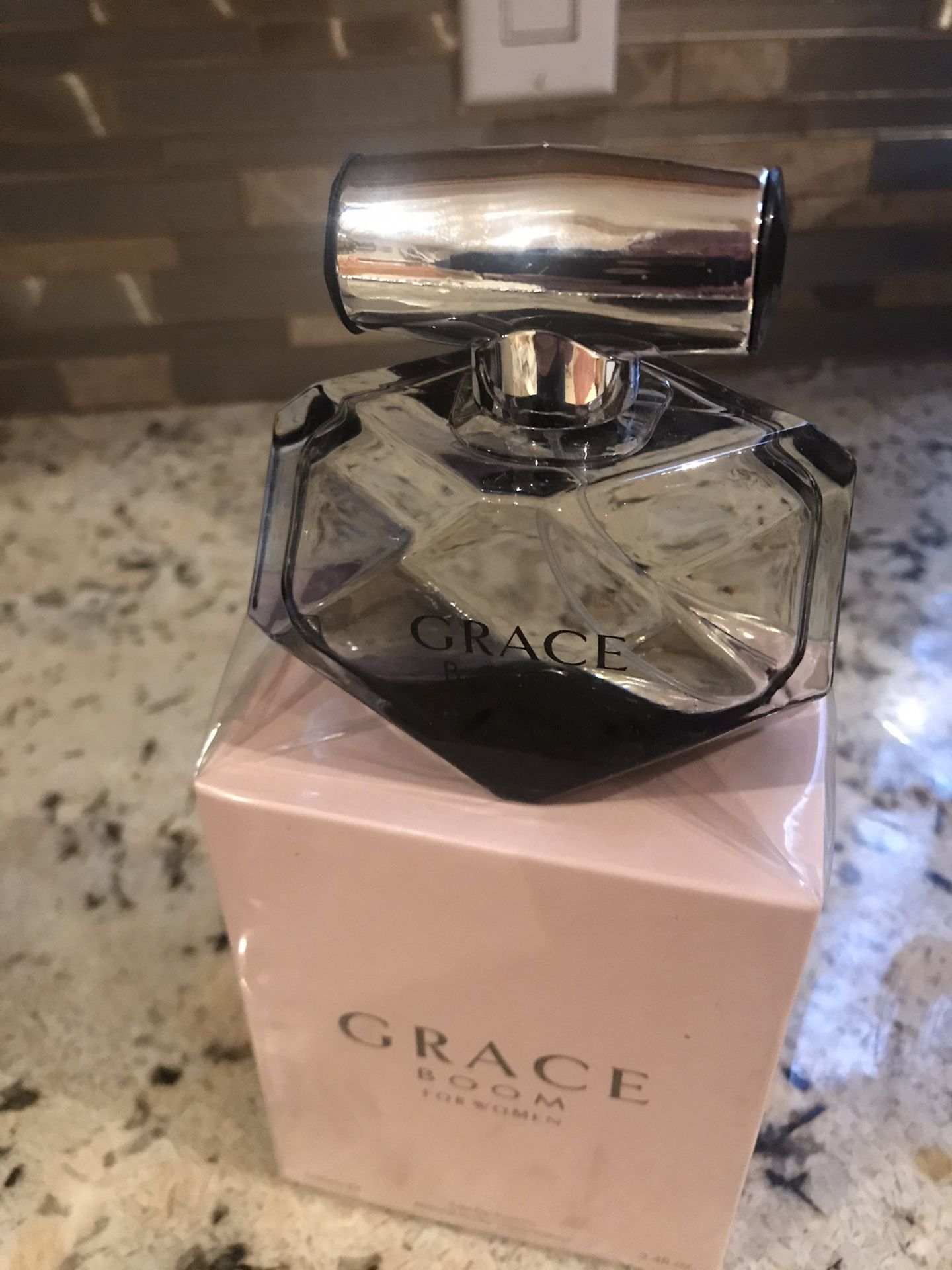 ladies perfume. New in box