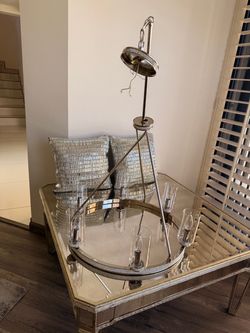 Coffee table, chandelier and Cristal pillows Z GALLERIE