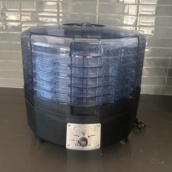 Cabela’s Dial Dehydrator 