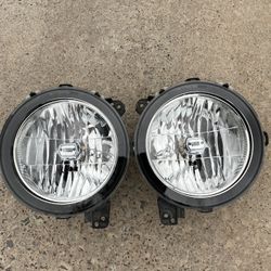Wrangler JL Headlights