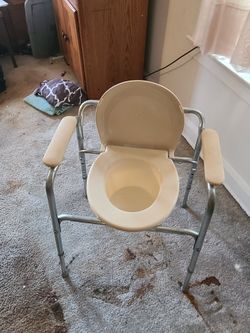 Elderly Portable Toilet With Handrails