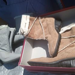 Women's Boots Sz 9