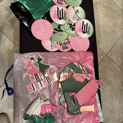 Wicked Birthday Decor Bundle Used Like New