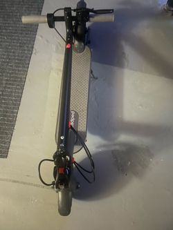 Electric scooter