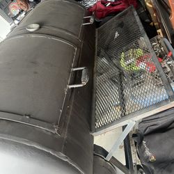 BBQ Smoker