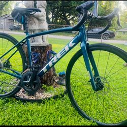 Road Bike Trek Domane Al 3  Size 52  OBO