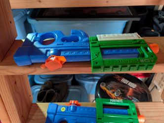 Large Pump Squirt Guns 