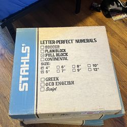 4 boxes of large/Small/Medium Stahls heat press  Numbers