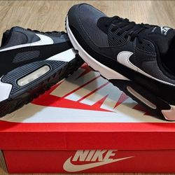 Nike Air Max Size 9/9.5 And 10 For Men