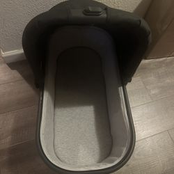 Uppababy Vista Bassinet