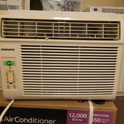Air Conditioner 12,000 Btus 