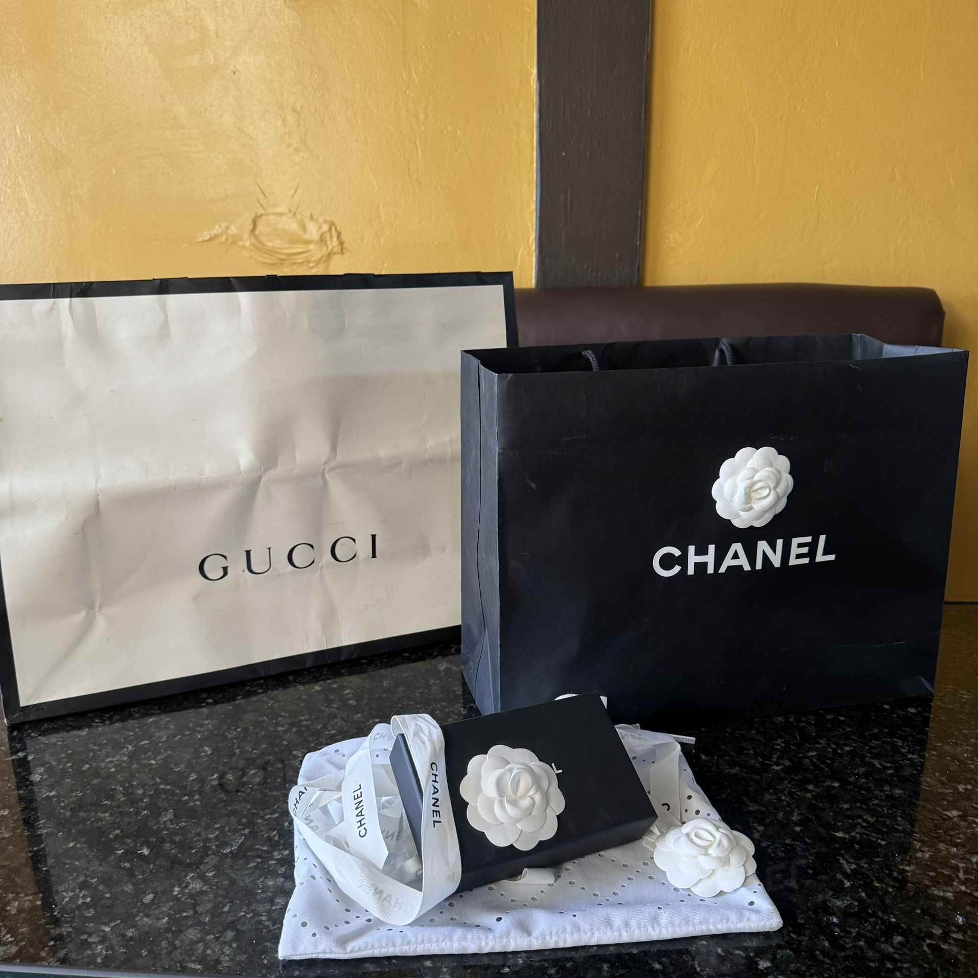 GUCCI & CHANEL PAPER BAGS 