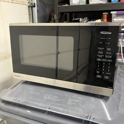 Panasonic 1200 Watt Microwave