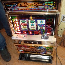 1970s slot machine