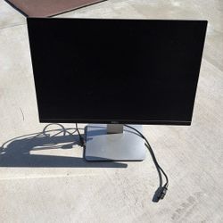 Dell 22” Monitors