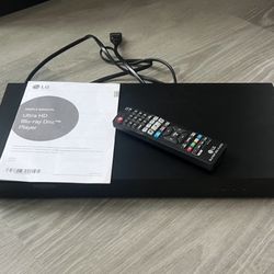 LG 4k Blu-ray Player UBK90 Works Perfect With Packaging 