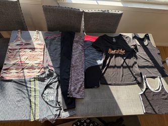 Women’s Large workout clothes