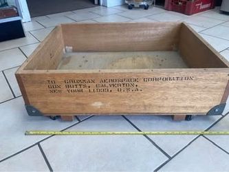 Grumman shipping crate