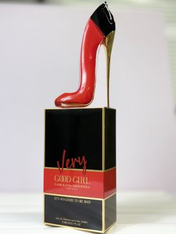 Perfume woman