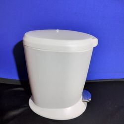 12 Inch White Foot Controlled Garbage Can