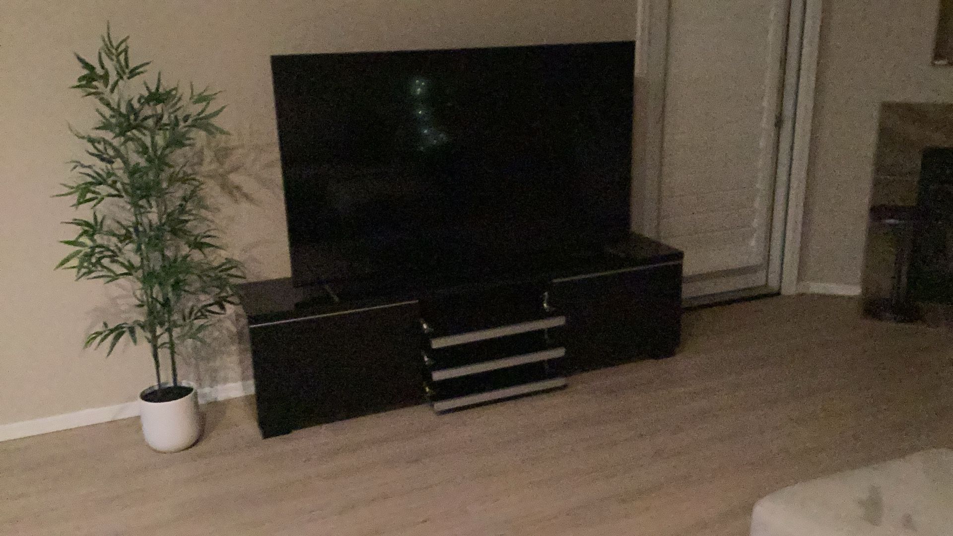 Television & modern Stand