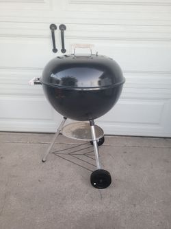 Classic Weber Charcoal BBQ-Grill/ Asador