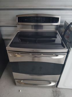 Electric glass top stove