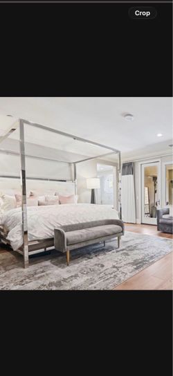 Bernhardt king-size bed