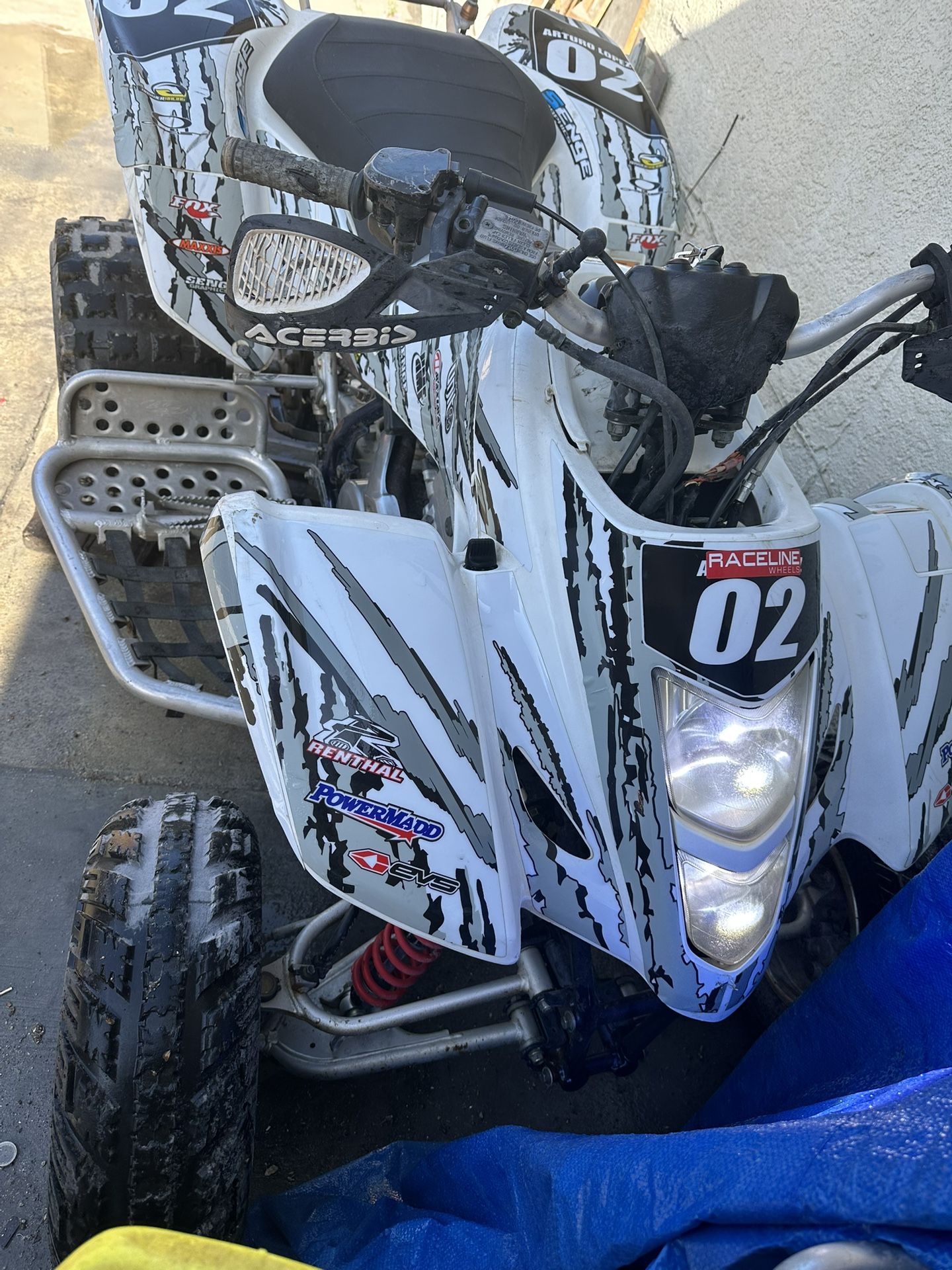 Suzuki LTZ 400