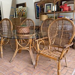 Amazing Rattan/wicker Dining Table W 4 Peacock Style Armchairs 