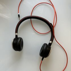 Jabra Evolve 30 II Wired Headset in Excellent Condition 