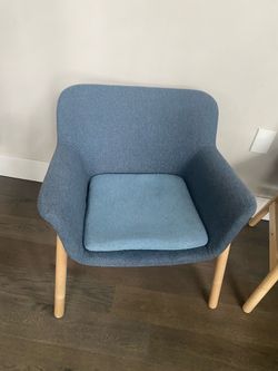 Set of 2 IKEA VEDBO Arm Chairs in Gunnared Blue  Color Almost new