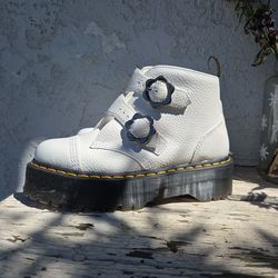 Dr Marten Devon Flower Buckle Boot