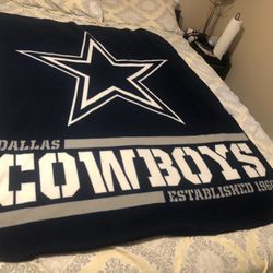 Dallas Cowboys Throw Blanket Approximately 61 X 47 Inches