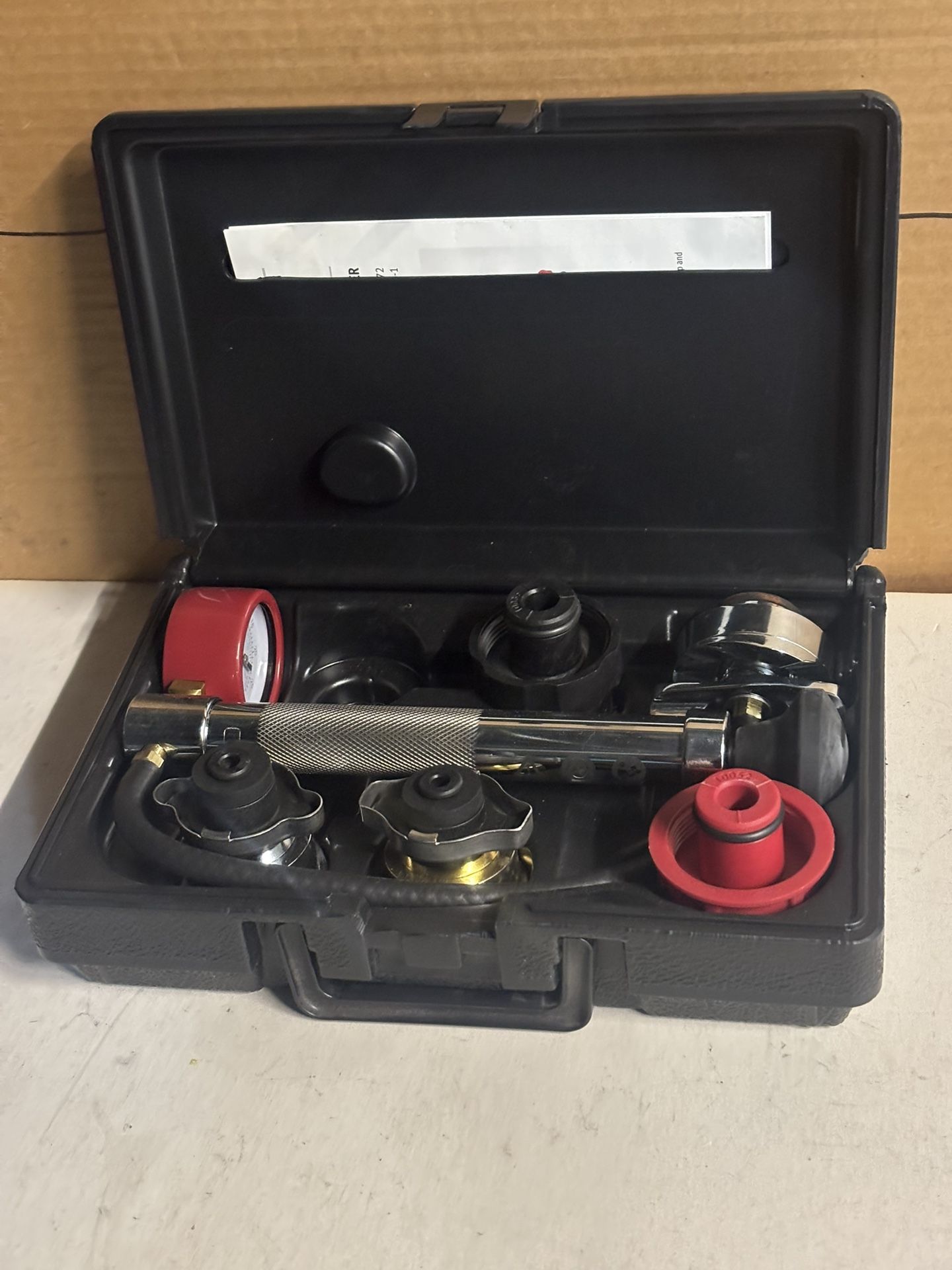 Snap-on Tools Cooling System Pressure Tester Kit