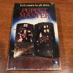 Puppet Master Bluray/dvd Set With Blade Figure