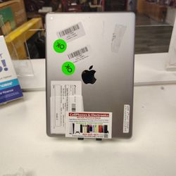 iPad 6th Generation In Excellent Condition Holiday Deal Cash Price $139