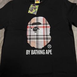 Bape X Burrberry Tee Shirt Size Small•50$