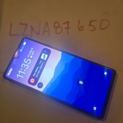 FULLY UNLOCKED - Google Pixel 6