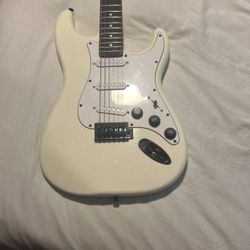 Lyx Pro White Electric Guitar With Base Box And Cord Connectors